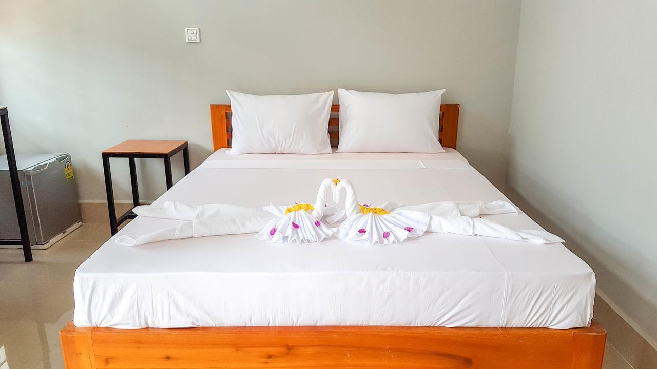 Two Moons Resort Кампот Екстериор снимка